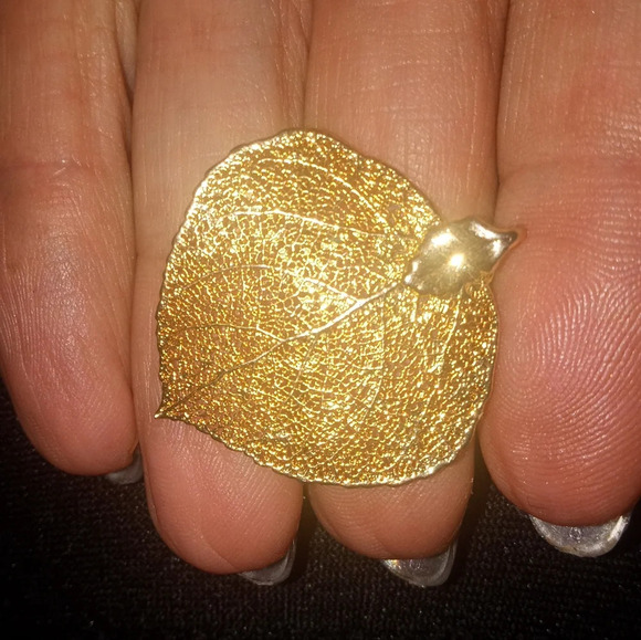24k Gold Dipped Aspen Leaf Charm/Pendant - Picture 1 of 5